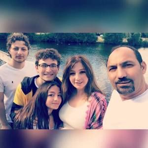 Meet your Posher, Rania